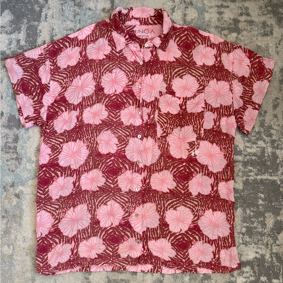 Benoa Aloha Shirt in Wild Thing - Picture 1 of 5
